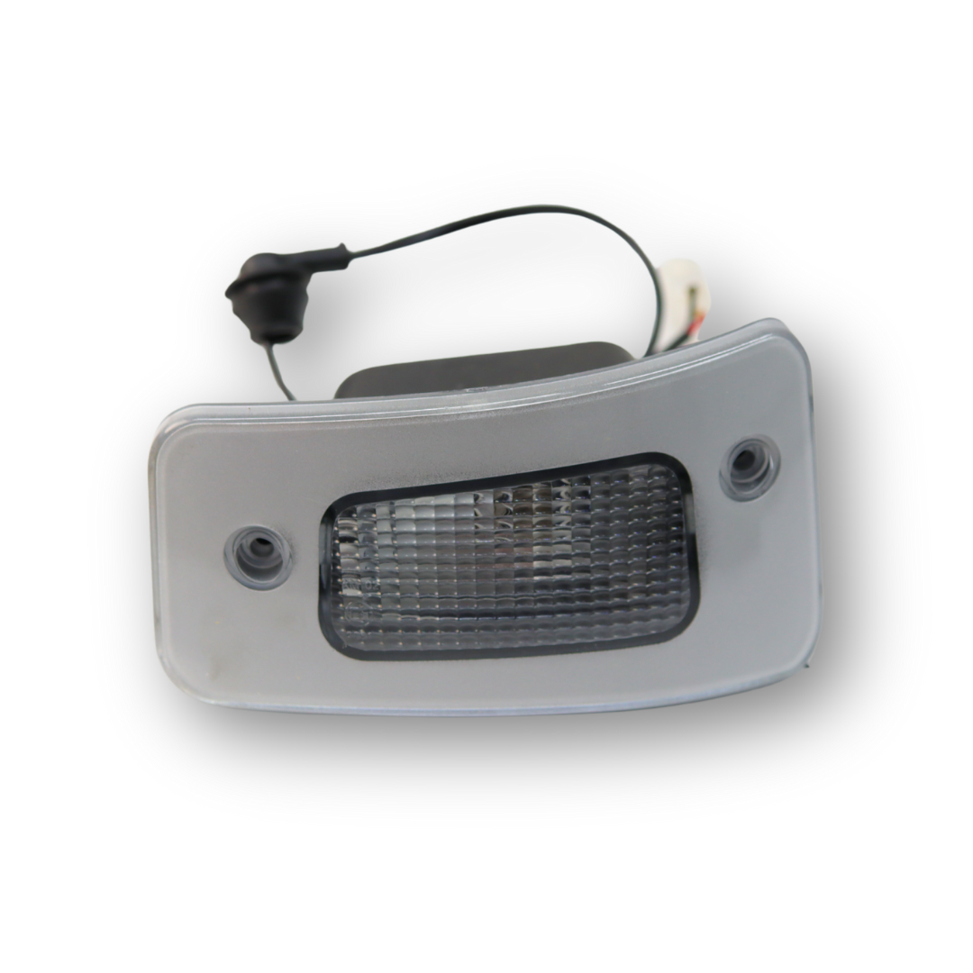 Фонарик лобовой IVECO- Str, Cargo \левый\ белый Фонарик лобовой IVECO- Str, Cargo \левый\ белый