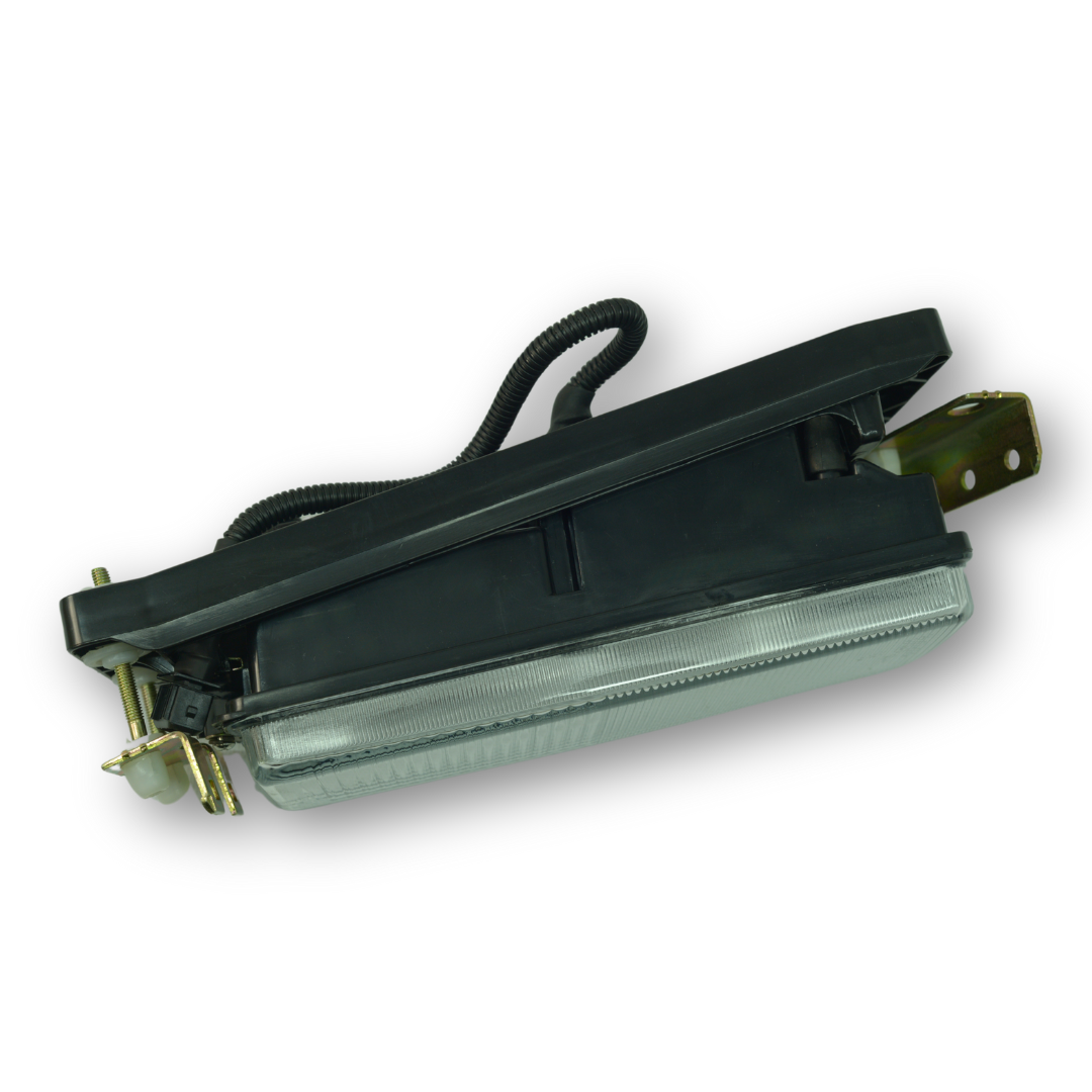 Фара протитуманна DAF XF 95, CF 85, 75, 65, LF 45, 55 (1997-2002) H1, H3, з кріпленням, права (TANGDE) Фара протитуманна DAF XF 95, CF 85, 75, 65, LF 45, 55 (1997-2002) H1, H3, з кріпленням, права (TANGDE)