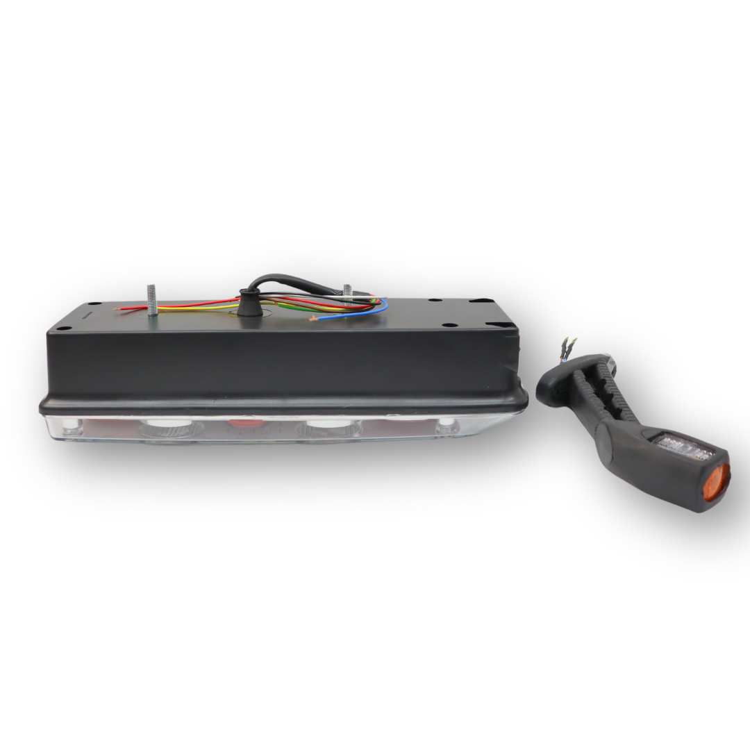 Фонарь задний универсальный ECOSTAR III диодно-ламповый с доп. диод. габар.\прав\ Фонарь задний универсальный ECOSTAR III диодно-ламповый с доп. диод. габар.\прав\