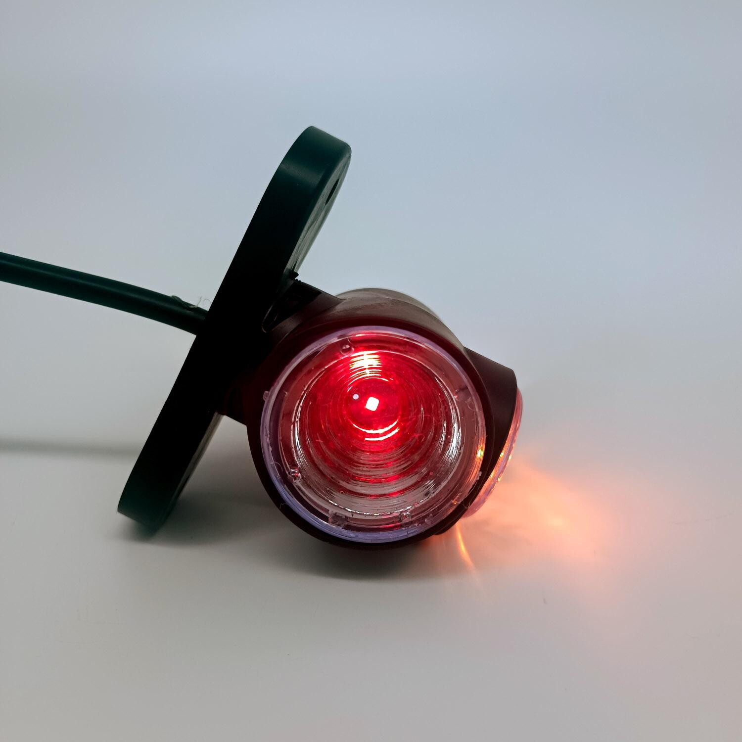 Фонарь габаритный рог (7см) трехцветный диодный BAD Фонарь габаритный рог (7см) трехцветный диодный BAD