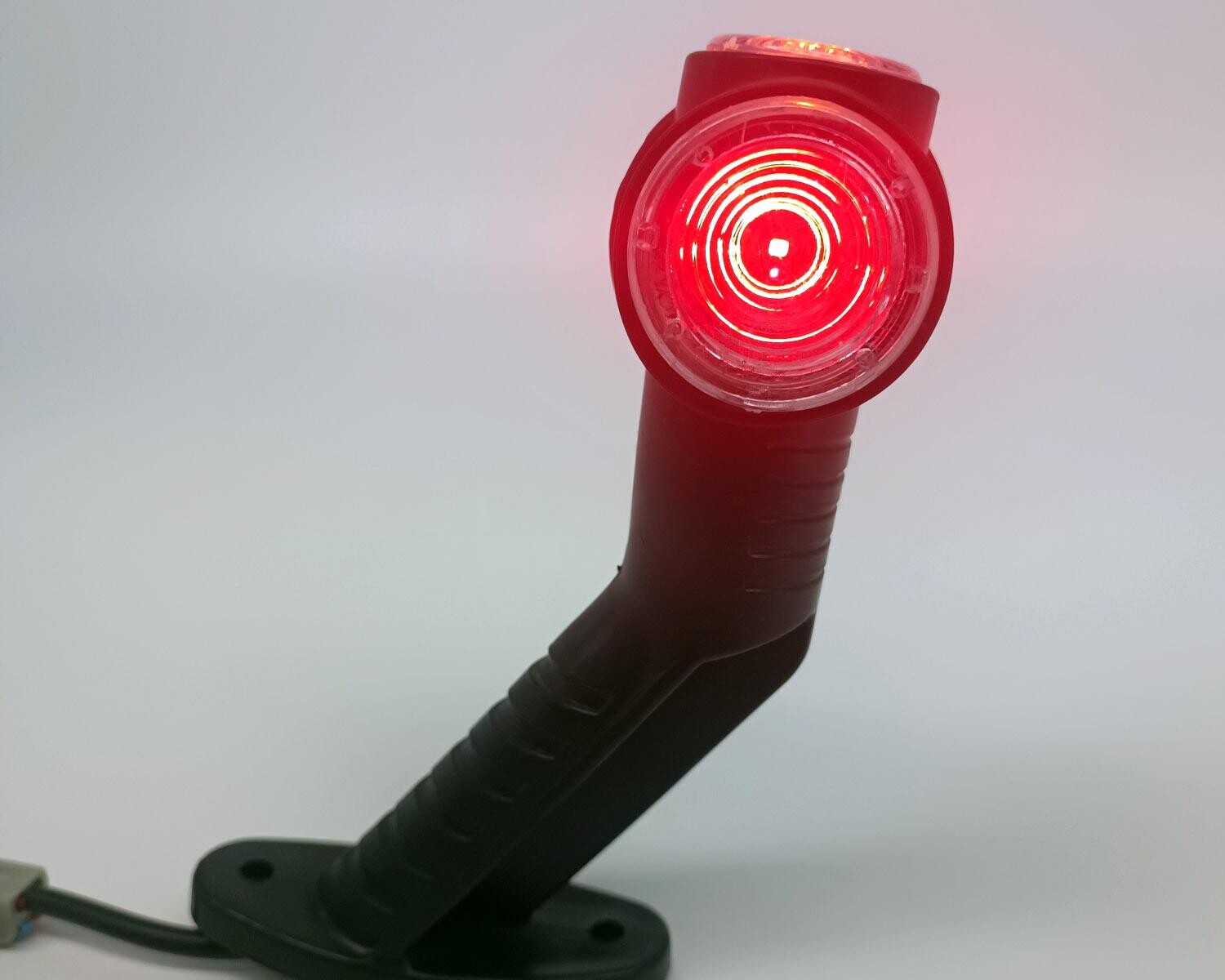 Ліхтар габаритний ріг (18см) триколірний діодний BAD Ліхтар габаритний ріг (18см) триколірний діодний BAD