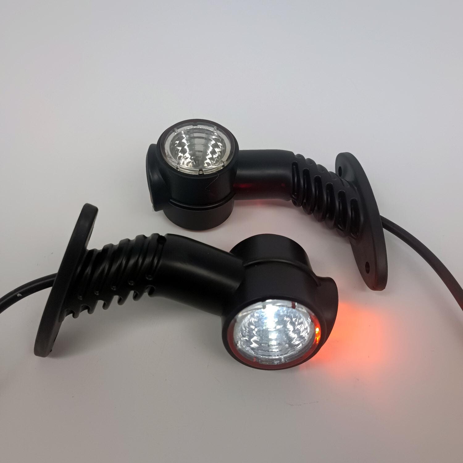 Ліхтар габаритний ріг (13см) триколірний діодний BAD Ліхтар габаритний ріг (13см) триколірний діодний BAD