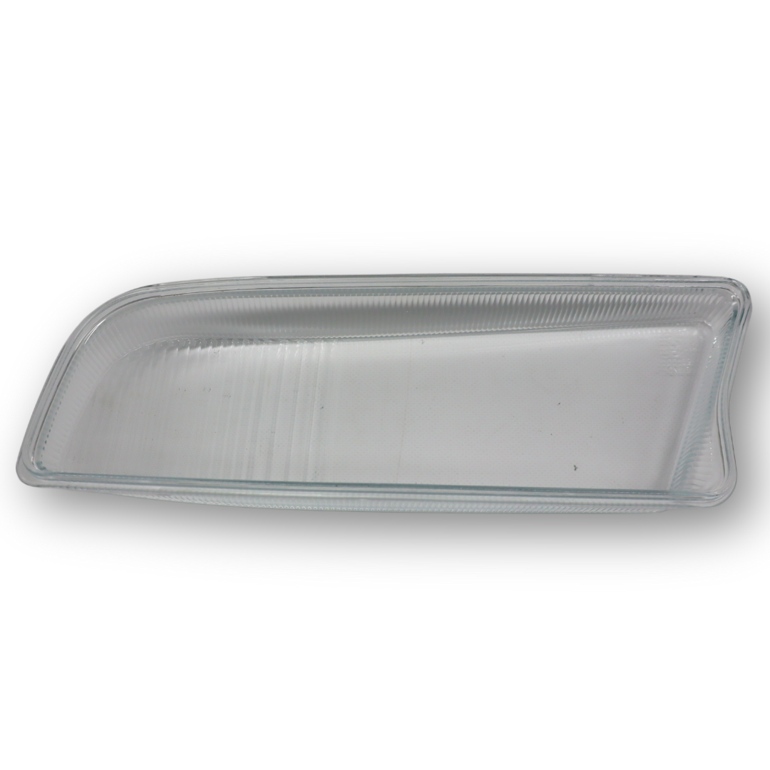 Стекло противотуманной фары MAN TGX, TGS (2006- ...) с уплотнителем, правое (TANGDE) Стекло противотуманной фары MAN TGX, TGS (2006- ...) с уплотнителем, правое (TANGDE)