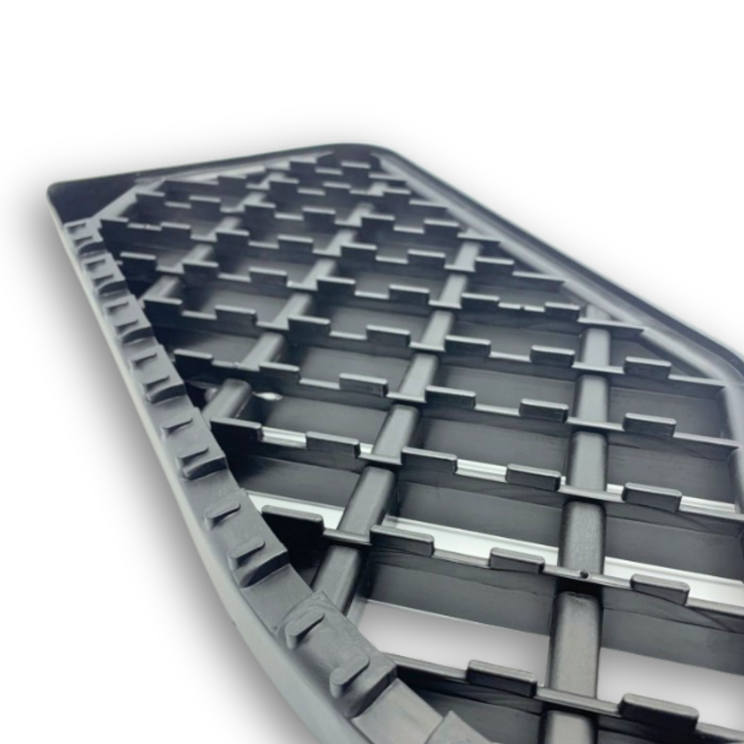 Накладка на сходинку RENAULT Premium нижня прав. пластик Накладка на сходинку RENAULT Premium нижня прав. пластик