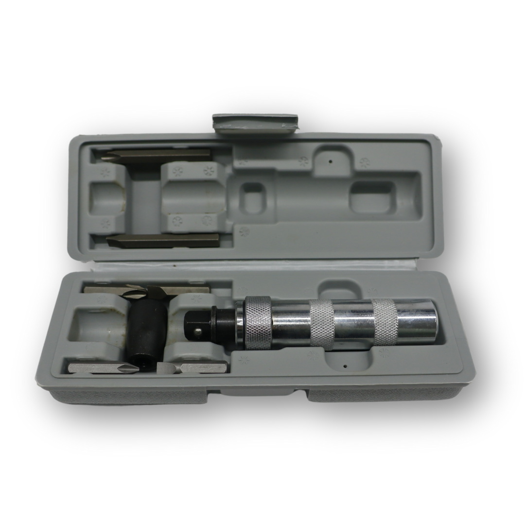 Отвертка ударная (протектор, 6 насадок, )35mm:SL6,SL8,PH2,PH3. 70mm:SL8,PH3 Отвертка ударная (протектор, 6 насадок, )35mm:SL6,SL8,PH2,PH3. 70mm:SL8,PH3