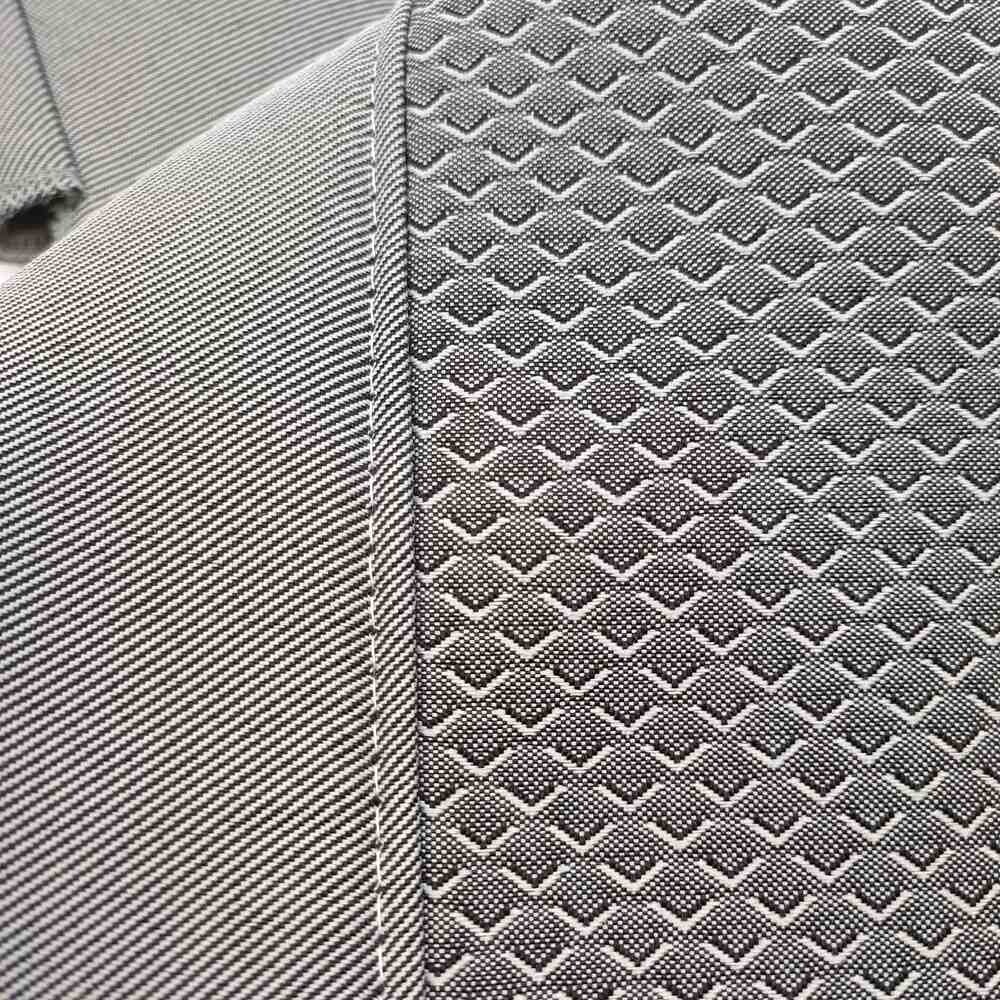 Чехол на сиденья Renault Magnum (2001- 2013) водитель, пассажир поворотное сидение, серый Чехол на сиденья Renault Magnum (2001- 2013) водитель, пассажир поворотное сидение, серый