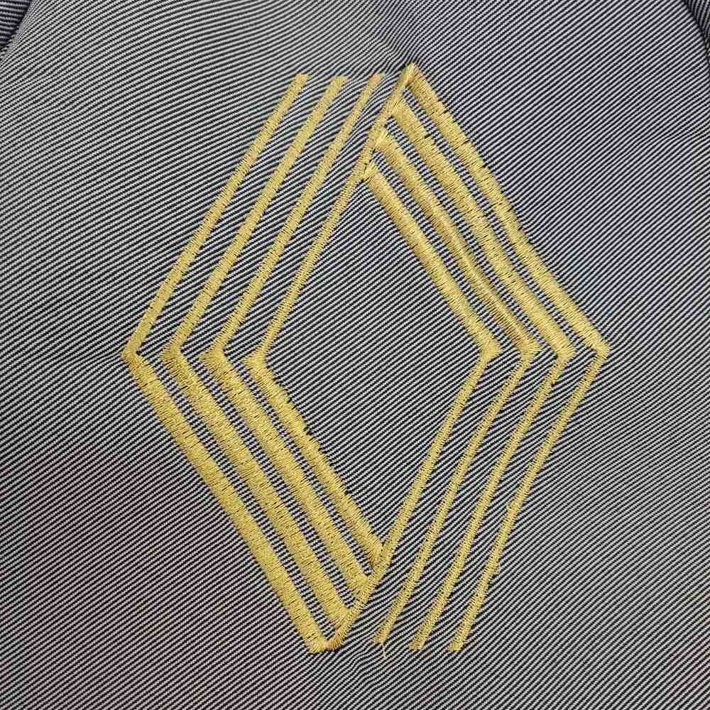 Чехол на сиденья Renault Magnum (2001- 2013) водитель, пассажир поворотное сидение, серый Чехол на сиденья Renault Magnum (2001- 2013) водитель, пассажир поворотное сидение, серый