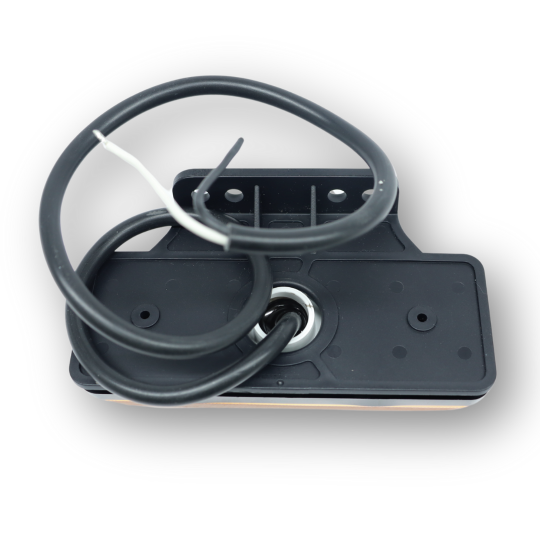 Фонарь габаритный LED желтый HORPOL (103x38) Фонарь габаритный LED желтый HORPOL (103x38)