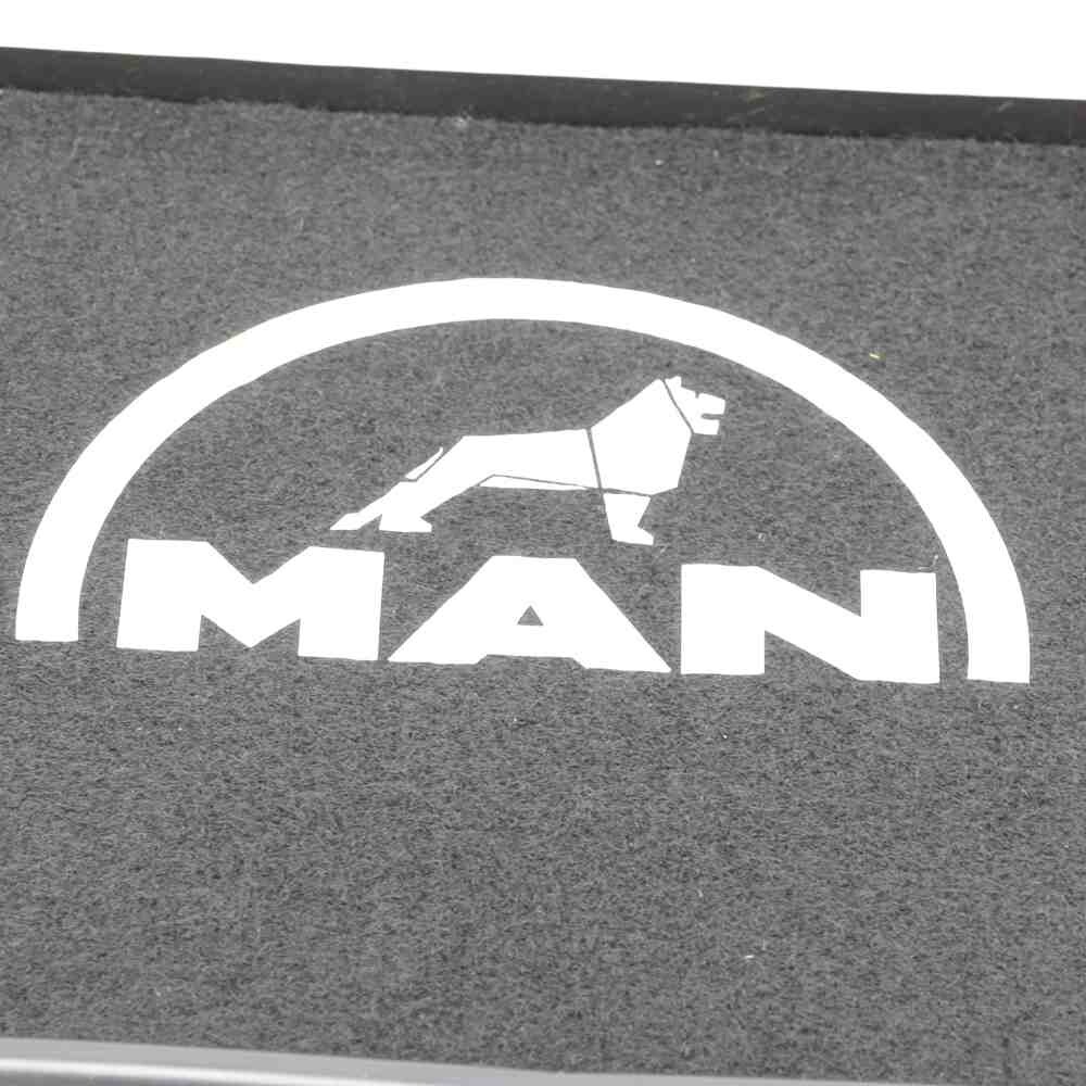 Полка кабины MAN L 2000\Graphite\