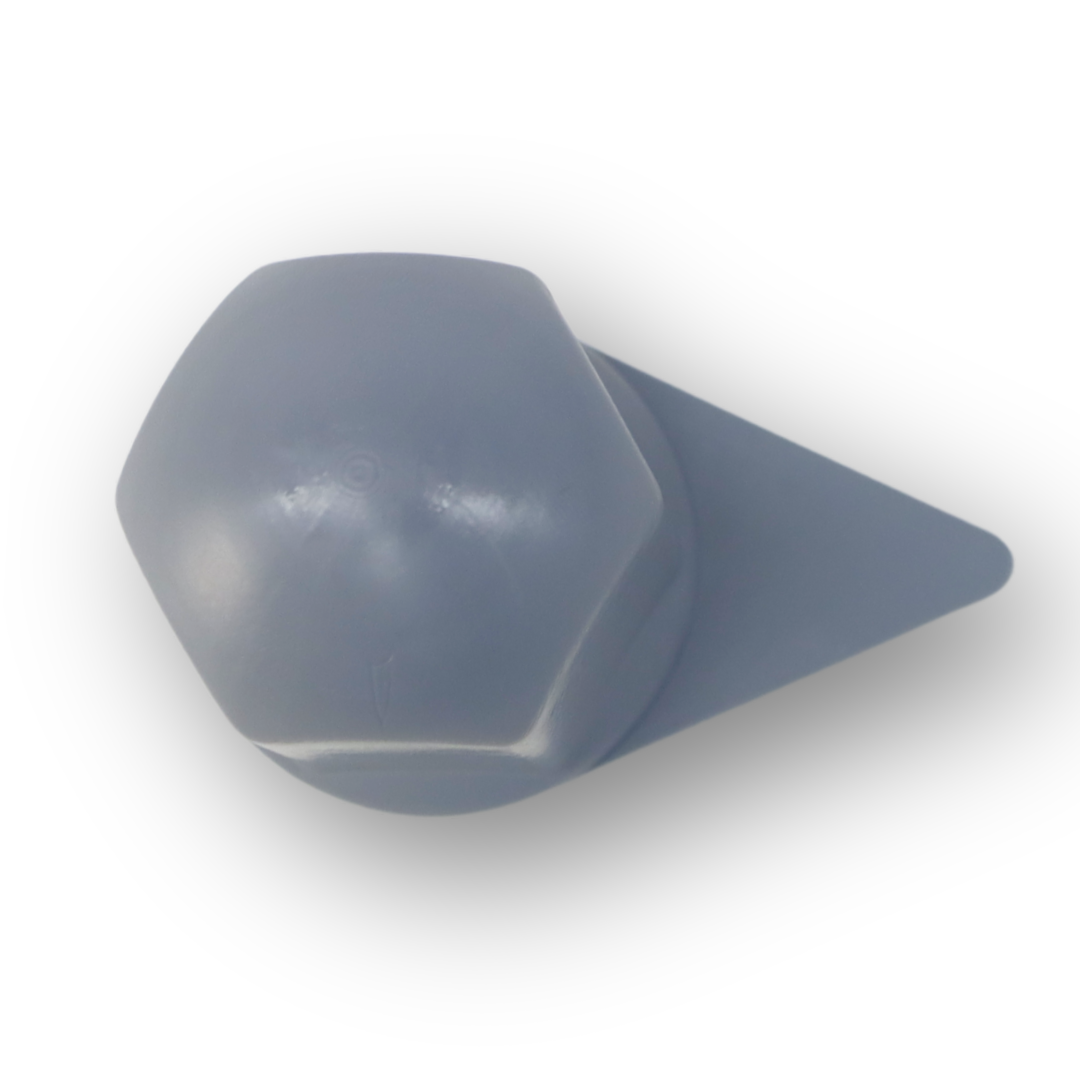 Колпачек на гайку граненый 32*55 с указателем серый ( SteelTruck ) Колпачек на гайку граненый 32*55 с указателем серый ( SteelTruck )