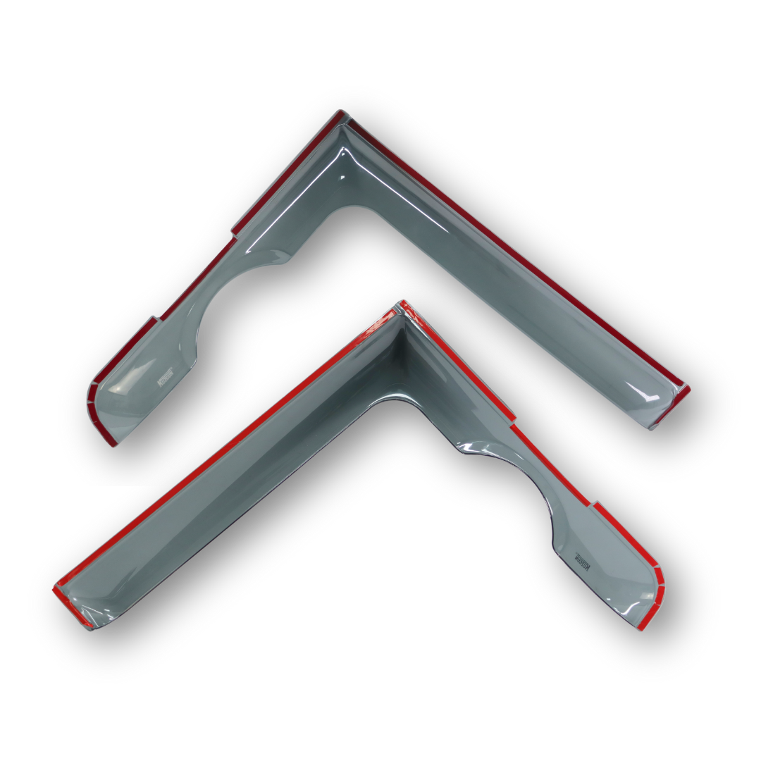 Вітровик DAF XF 95-105; 1997-2015; Чорний. Накладний. Вітровик DAF XF 95-105; 1997-2015; Чорний. Накладний.