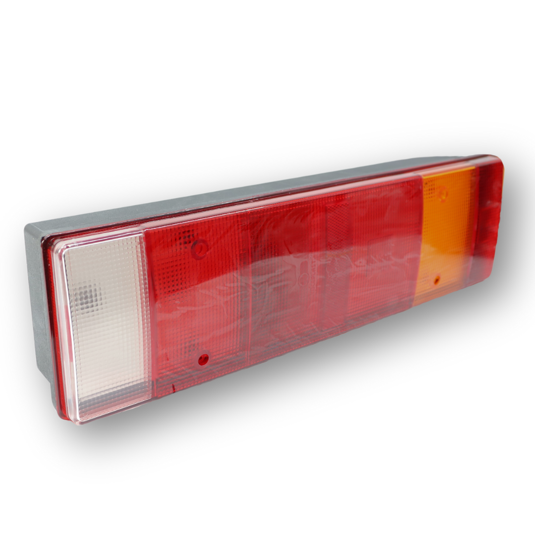 Фонарь задний 0030 Универсальный \YP\ Фонарь задний 0030 Универсальный \YP\