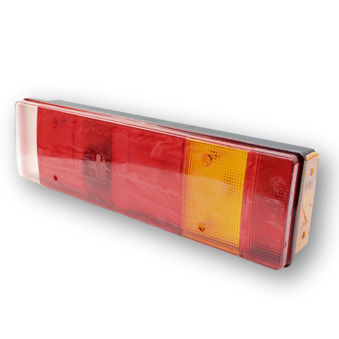 Фонарь задний 0030 Универсальный \YP\ Фонарь задний 0030 Универсальный \YP\