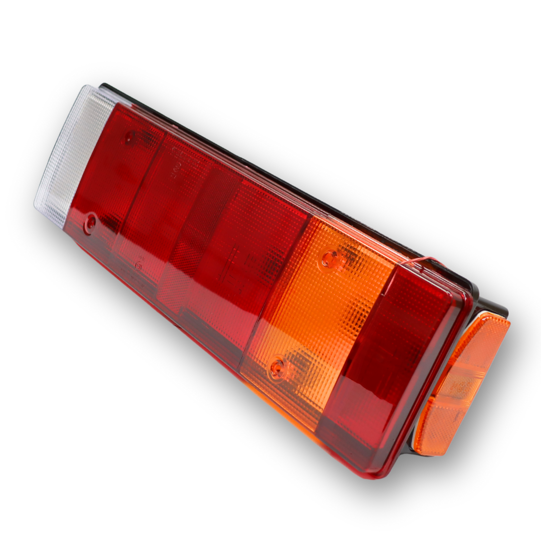 Фонарь задний DAF XF-CF-LF \правый\ с разъемом "AMP"  \AF\