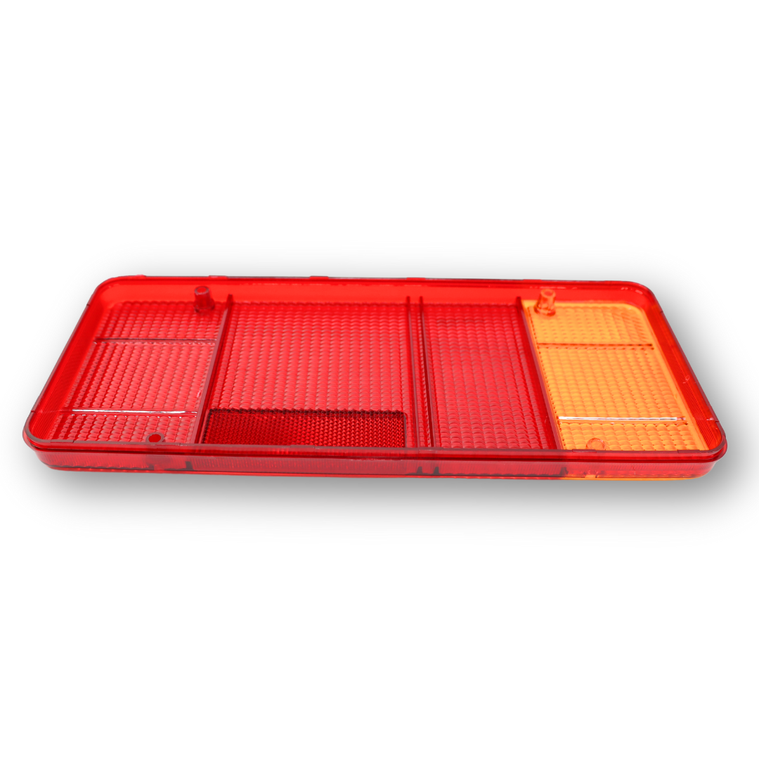 Стекло фонаря IVECO EUROCARGO \левое\ Стекло фонаря IVECO EUROCARGO \левое\