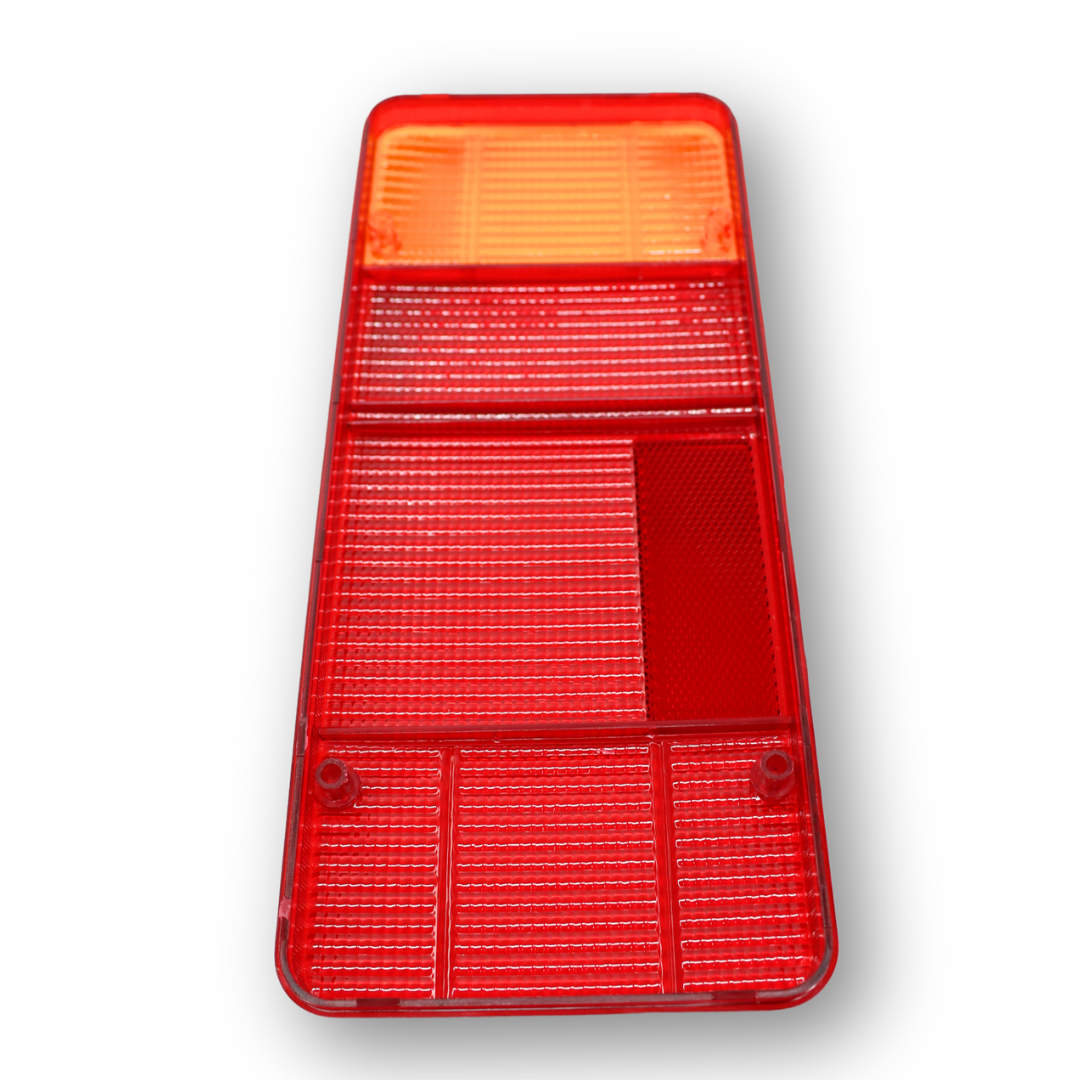 Стекло фонаря IVECO EUROCARGO \левое\ Стекло фонаря IVECO EUROCARGO \левое\