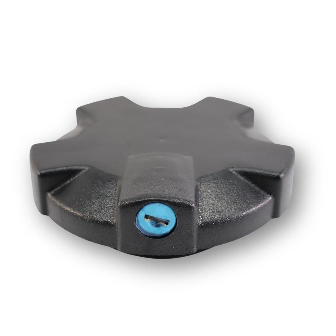 Крышка бака 80мм MERCEDES-MAN-VOLVO-DAF пластик с бок ключом Крышка бака 80мм MERCEDES-MAN-VOLVO-DAF пластик с бок ключом