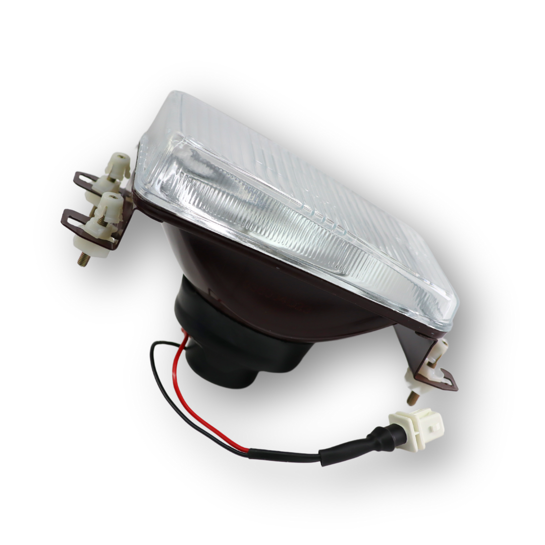 Фара противотуманная MERCERES ACTROS MP1 (1996-2002) правая (SAMPA) Фара противотуманная MERCERES ACTROS MP1 (1996-2002) правая (SAMPA)