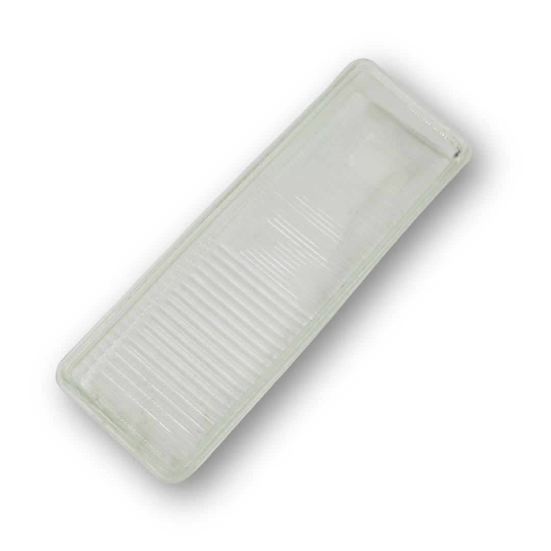 Стекло противотуманной фары DAF XF 95, CF 85, 75, 65, LF 45, 55 (1997-2002) правое (MARS) Стекло противотуманной фары DAF XF 95, CF 85, 75, 65, LF 45, 55 (1997-2002) правое (MARS)