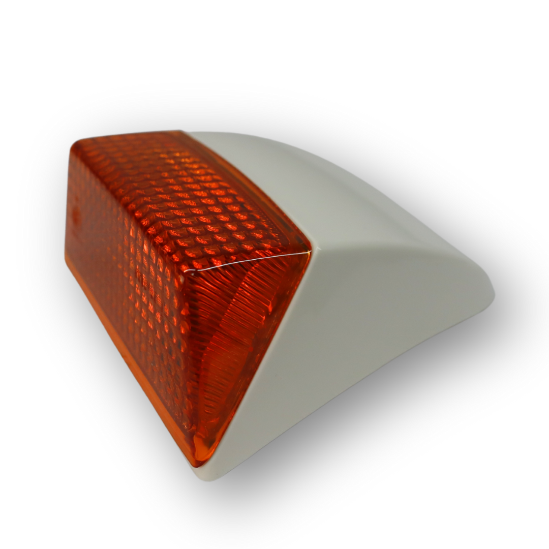 Указатель поворота VOLVO FH-16 V-II \левый\ белый Указатель поворота VOLVO FH-16 V-II \левый\ белый