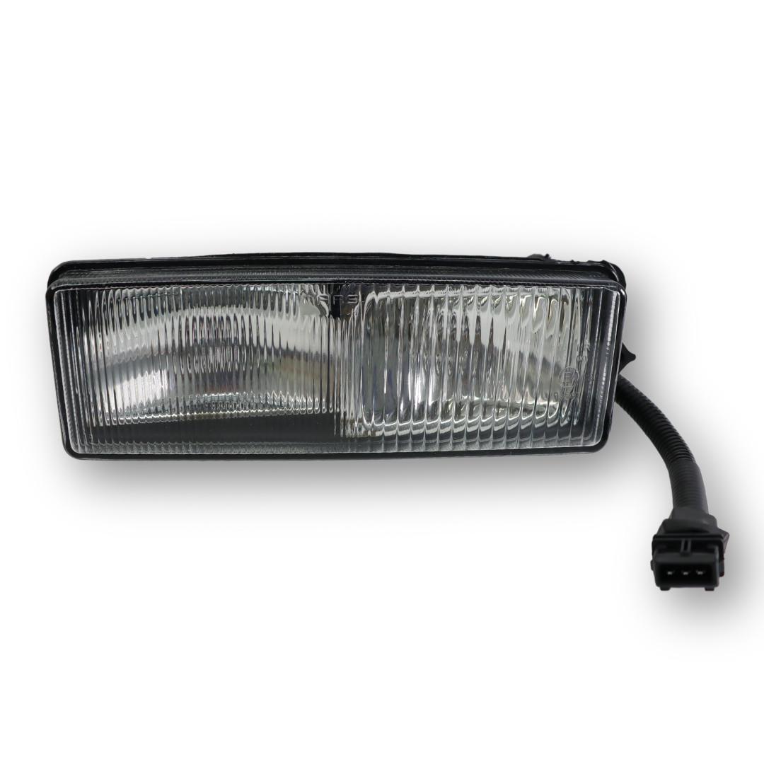 Фара протитуманна DAF XF 95, CF 85, 75, 65, LF 45, 55 (1997-2002) H1, H3, права (MARS) Фара протитуманна DAF XF 95, CF 85, 75, 65, LF 45, 55 (1997-2002) H1, H3, права (MARS)