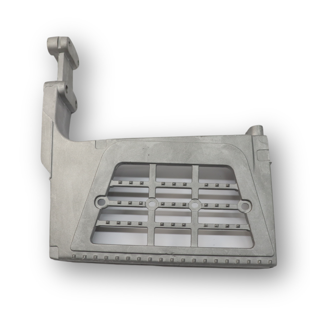 Кронштейн нижней ступени DAF XF 95 (1997-2002) левая \ST\ Кронштейн нижней ступени DAF XF 95 (1997-2002) левая \ST\