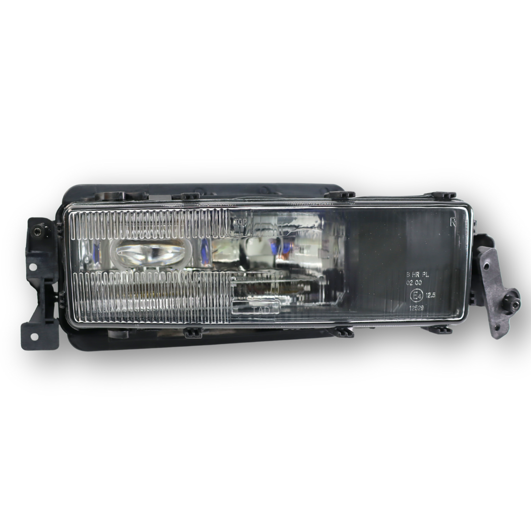 Фара противотуманная MAN F2000 (1994 - ...) H3, правая (TANGDE) Фара противотуманная MAN F2000 (1994 - ...) H3, правая (TANGDE)