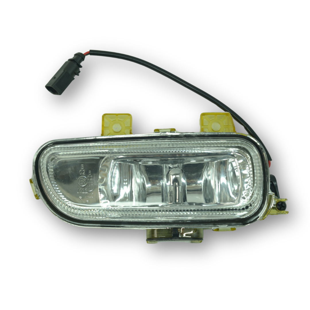 Фара противотуманная MERCEDES AXOR MP2 (2004-2013) H3, правая (TANGDE) Фара противотуманная MERCEDES AXOR MP2 (2004-2013) H3, правая (TANGDE)