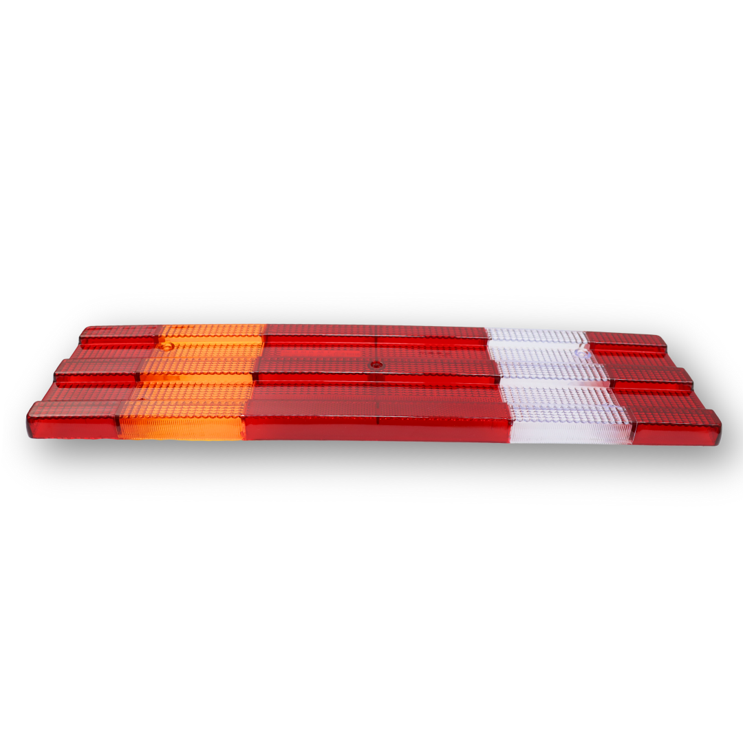 Стекло фонаря MERCEDES ACTROS MP1 / MP2 / MP3 - AXOR MP2 \левое\ Стекло фонаря MERCEDES ACTROS MP1 / MP2 / MP3 - AXOR MP2 \левое\