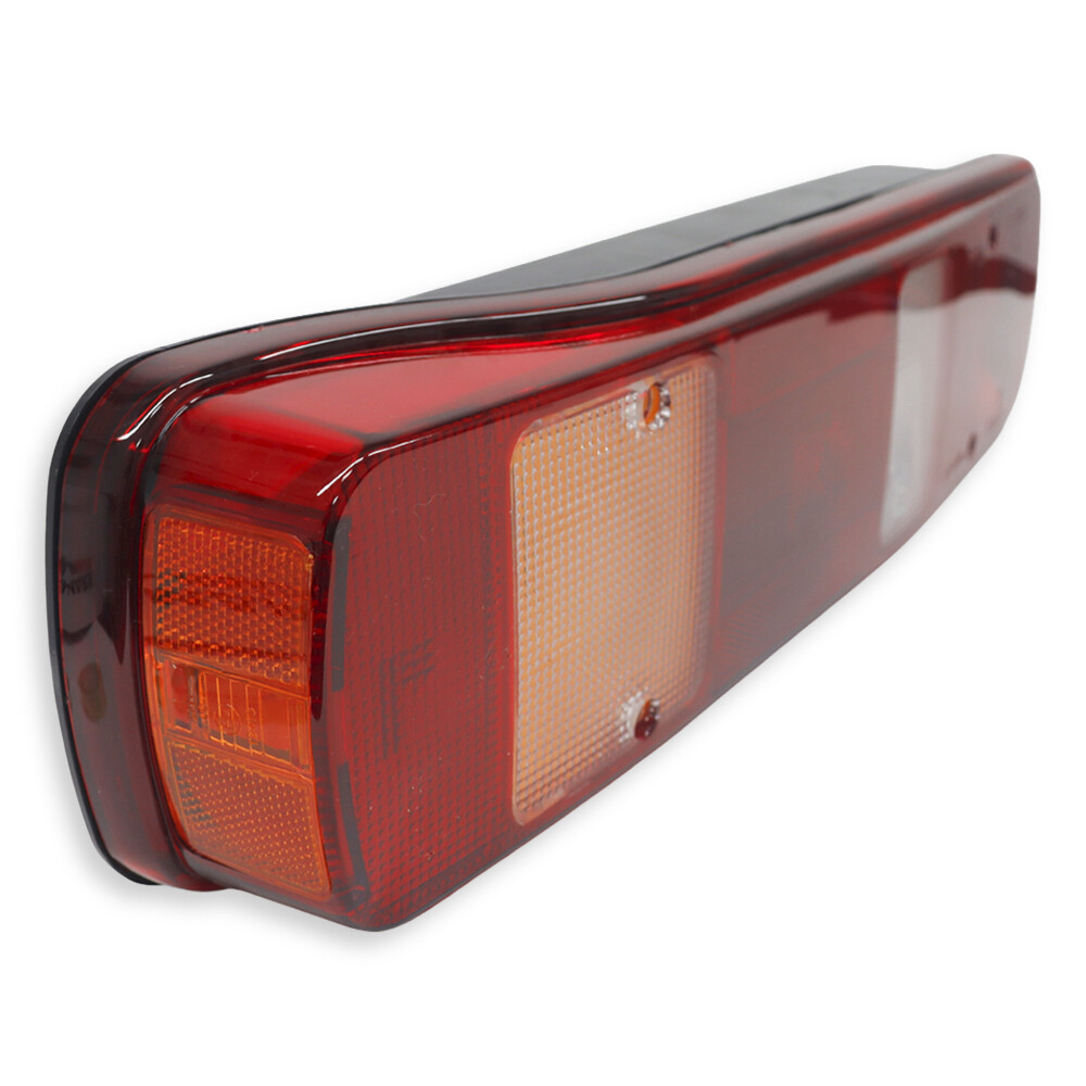 Ліхтар задній VOLVO FH 2006 ---> з бічним роз'ємом "AMP"\лівий\