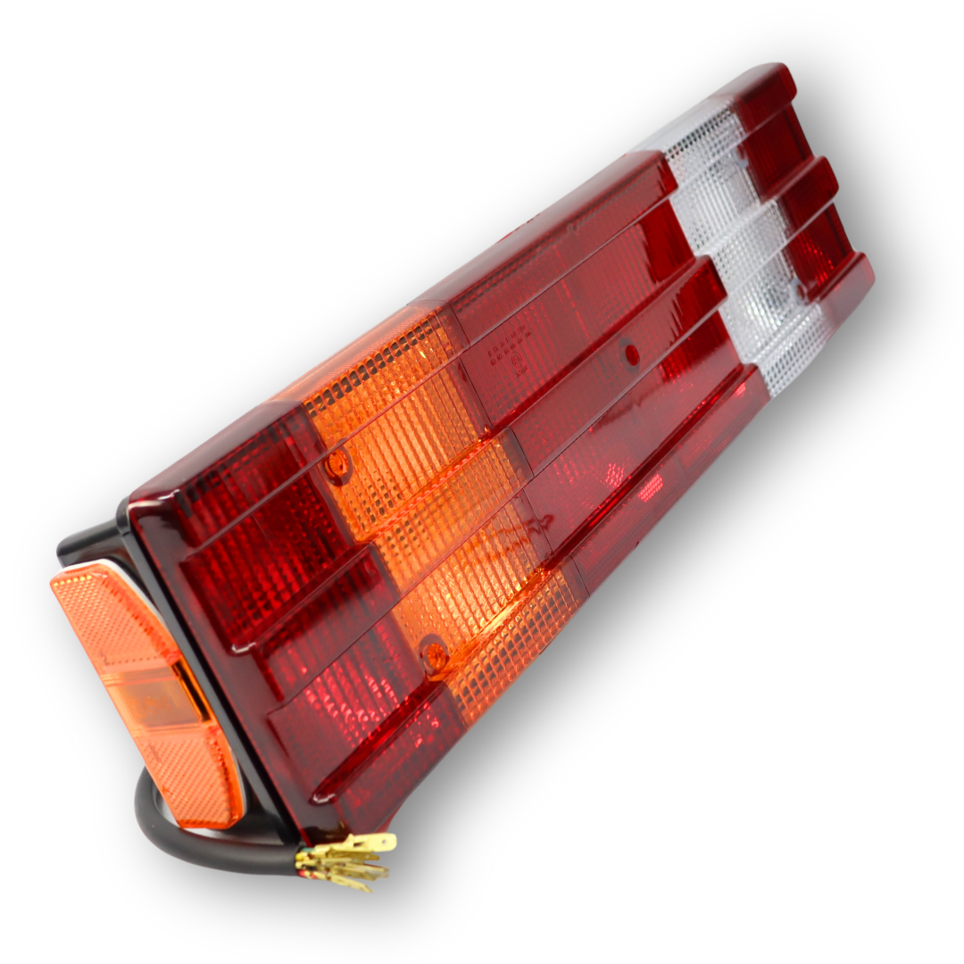 Фонарь задний MERCEDES MK-NG-SK (1973-1996) \левый\ с кабелем Фонарь задний MERCEDES MK-NG-SK (1973-1996) \левый\ с кабелем