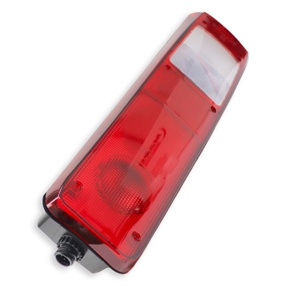 Фонарь задний RENAULT PREMIUM I / II - MAGNUM - KERAX (2006→) \правый\ с разъемом AMP