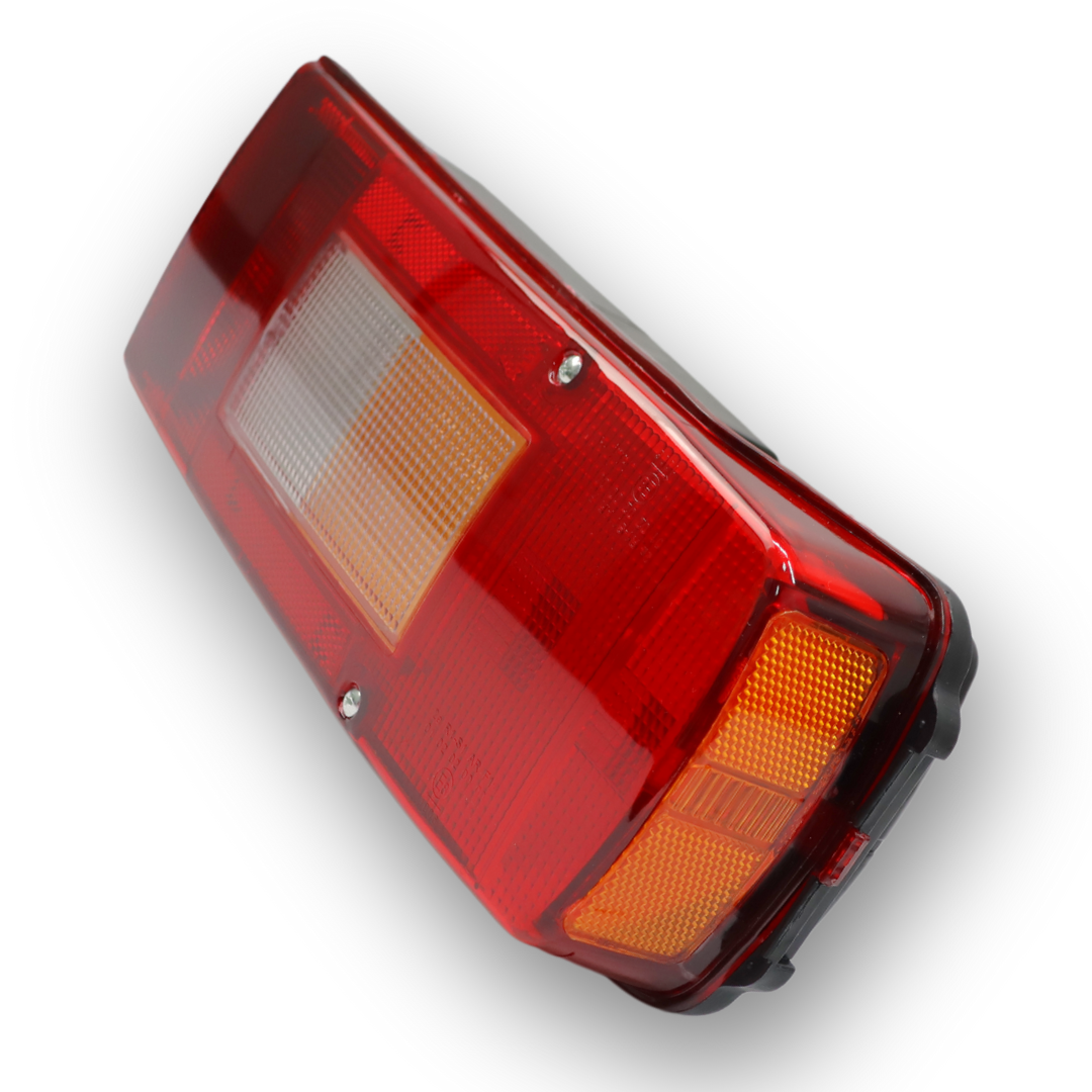 Фонарь задний VOLVO FL - FM - FH (2001→) с разъемом AMP \правый\ Фонарь задний VOLVO FL - FM - FH (2001→) с разъемом AMP \правый\