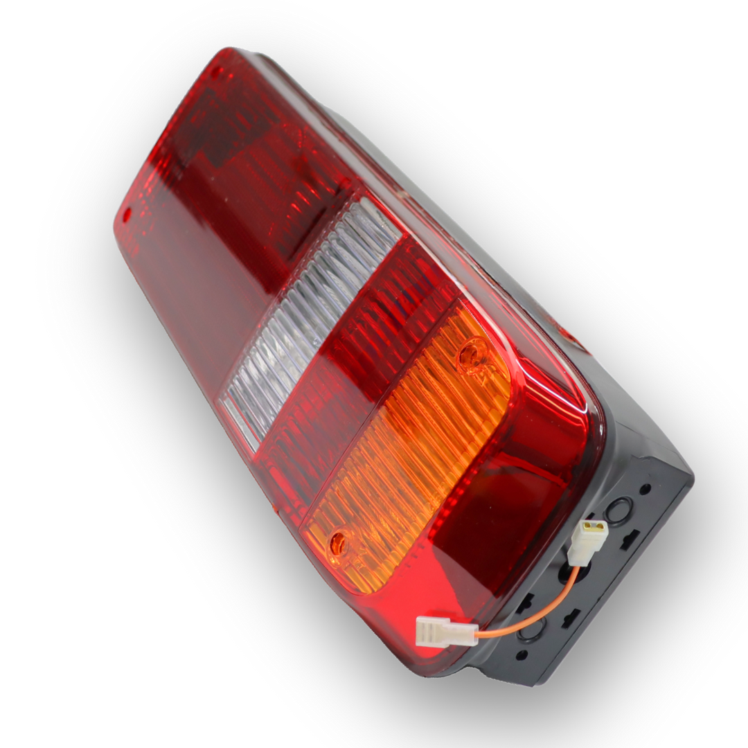 Фонарь задний  ECOSTAR  с  габаритным фонарем \правый\