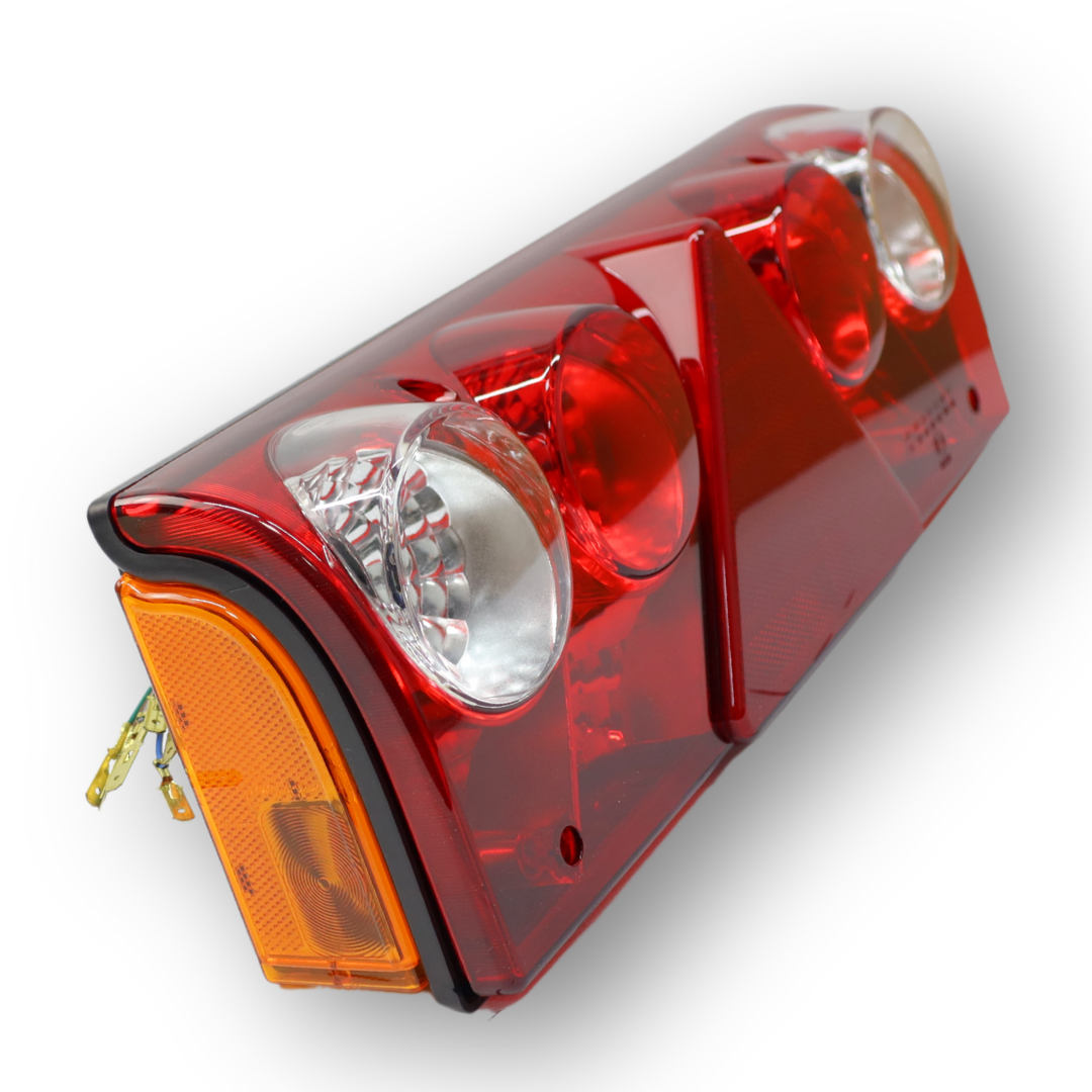 Фонарь задний EUROSTAR белый указ. поворота с кабелем \левый\ Фонарь задний EUROSTAR белый указ. поворота с кабелем \левый\