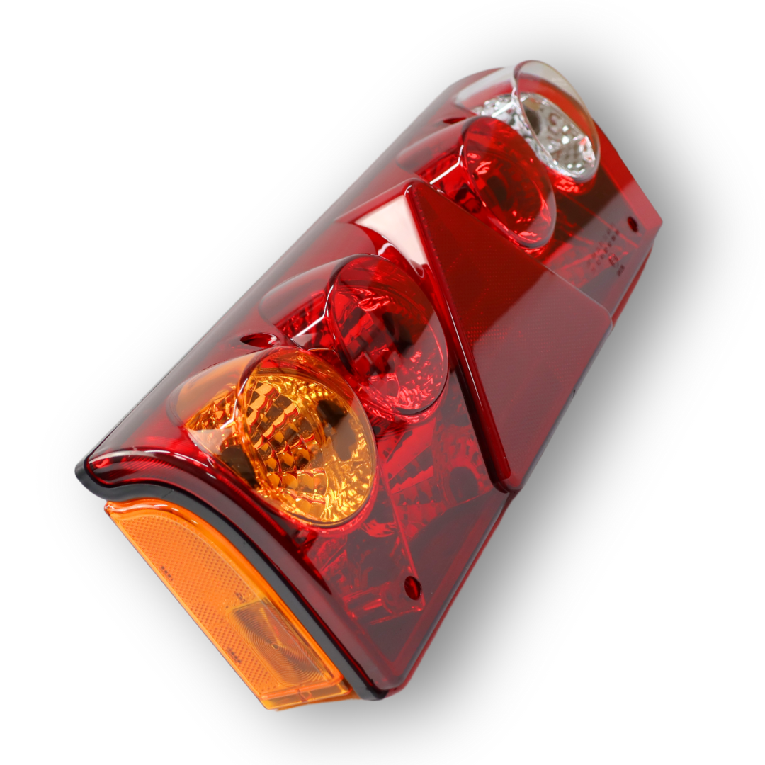 Фонарь задний EUROSTAR I \левый\ с кабелем Фонарь задний EUROSTAR I \левый\ с кабелем