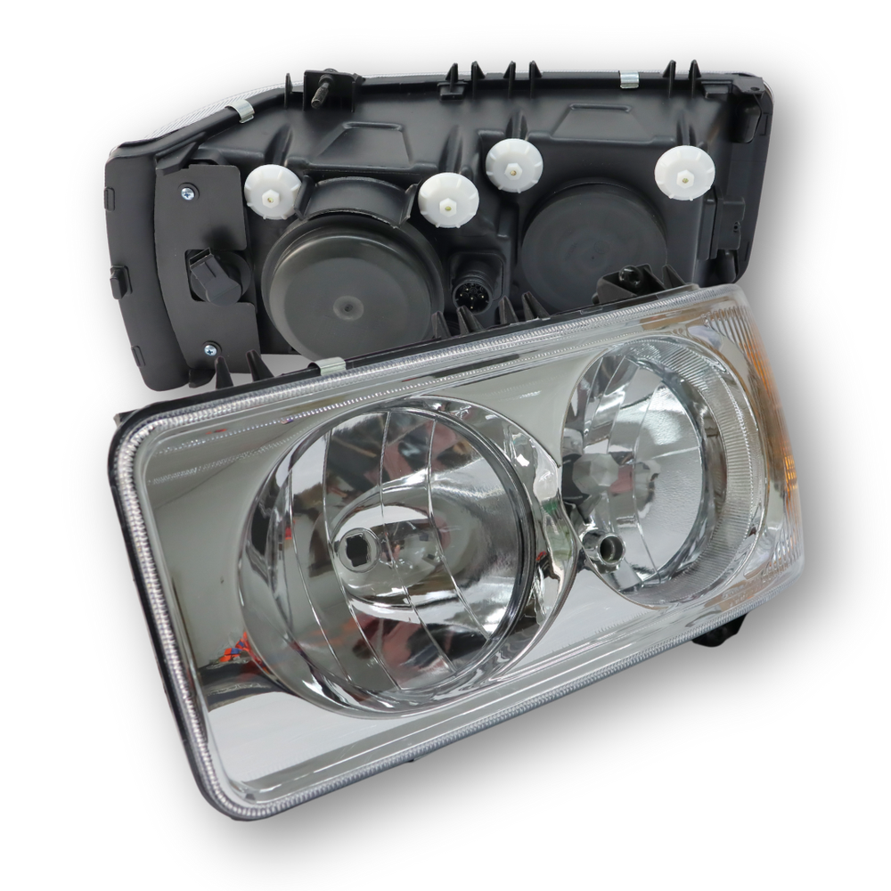 Фара DAF XF 95,105; CF 85 (2002-2013) ліва (C.F.Berg) Фара DAF XF 95,105; CF 85 (2002-2013) ліва (C.F.Berg)