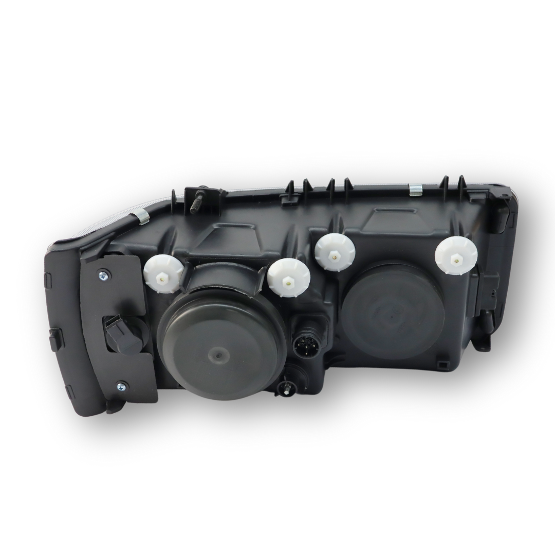 Фара DAF XF 95,105; CF 85 (2002-2013) ліва (C.F.Berg) Фара DAF XF 95,105; CF 85 (2002-2013) ліва (C.F.Berg)