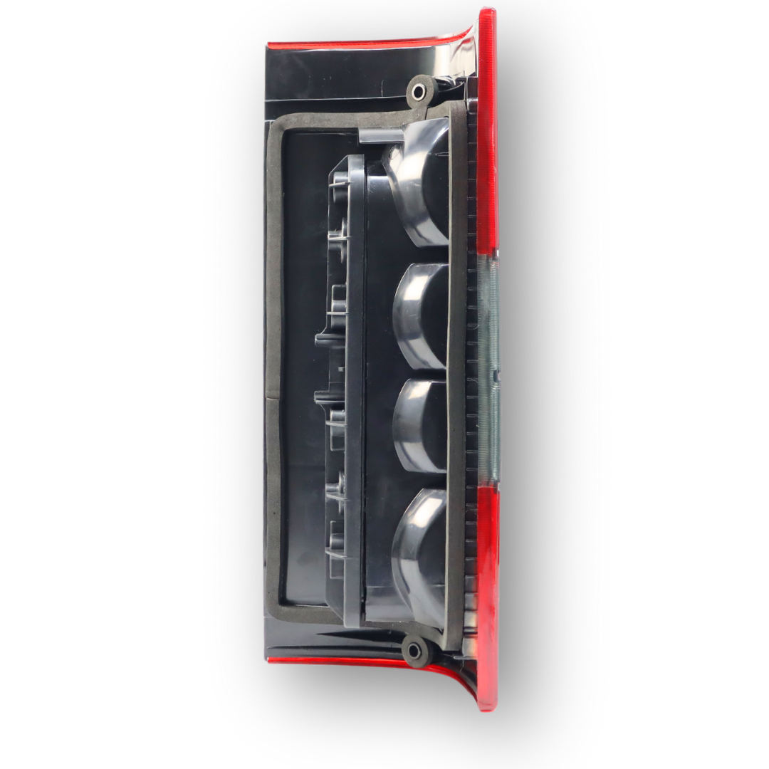 Фонарь задний FIAT DUCATO \PEUGEOT BOXER \CITROEN JUMPER (1994 - 2001) с платой \правый\ Фонарь задний FIAT DUCATO \PEUGEOT BOXER \CITROEN JUMPER (1994 - 2001) с платой \правый\