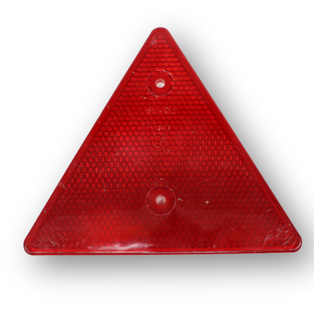 Треугольник красный Треугольник красный