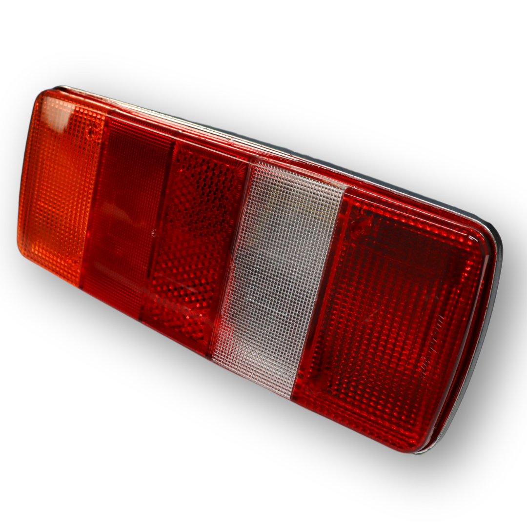 Фонарь задний MAN L2000 с кабелем, левый (SERTPLAST) Фонарь задний MAN L2000 с кабелем, левый (SERTPLAST)