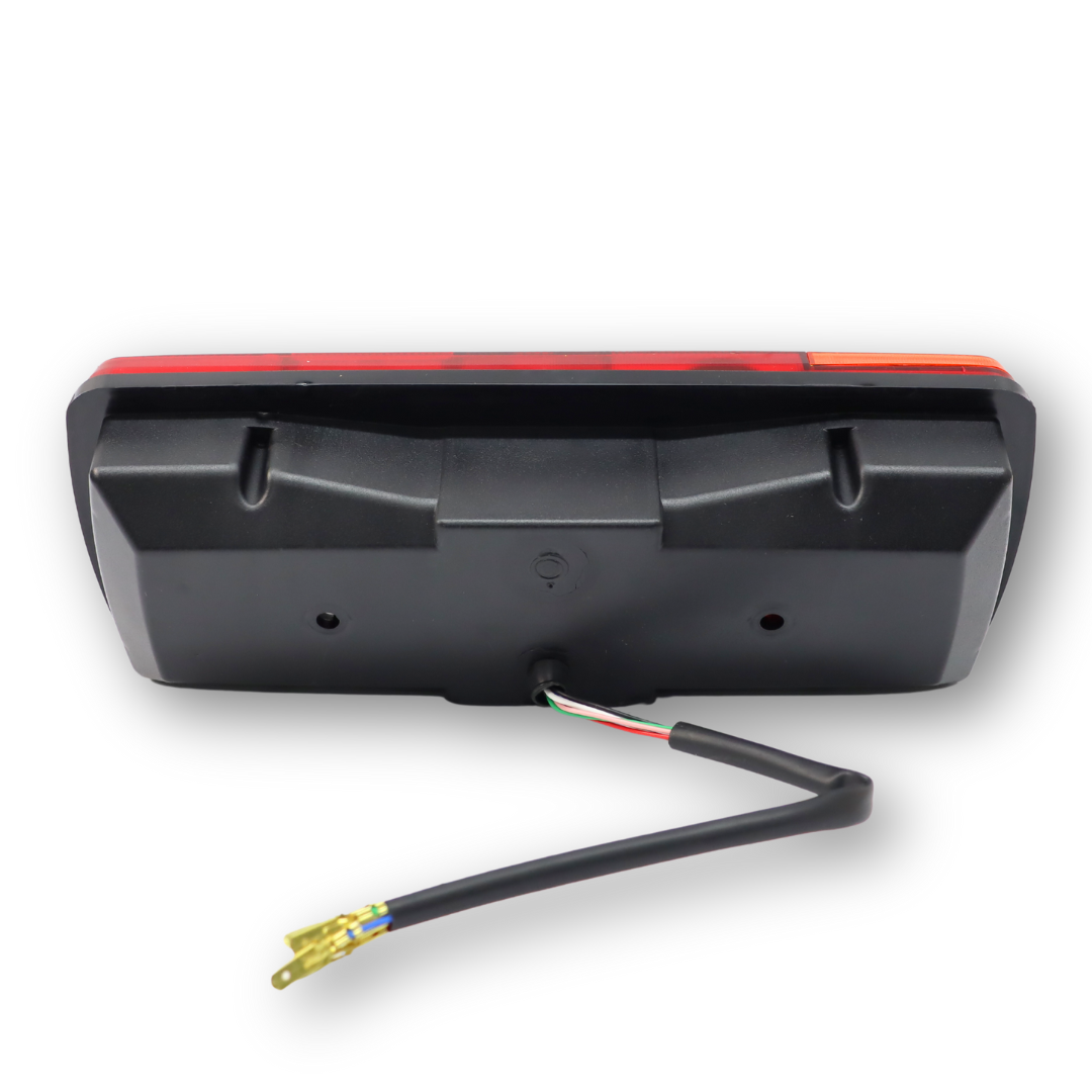 Фонарь задний MAN L2000 с кабелем, левый-правый (SERTPLAST) Фонарь задний MAN L2000 с кабелем, левый-правый (SERTPLAST)