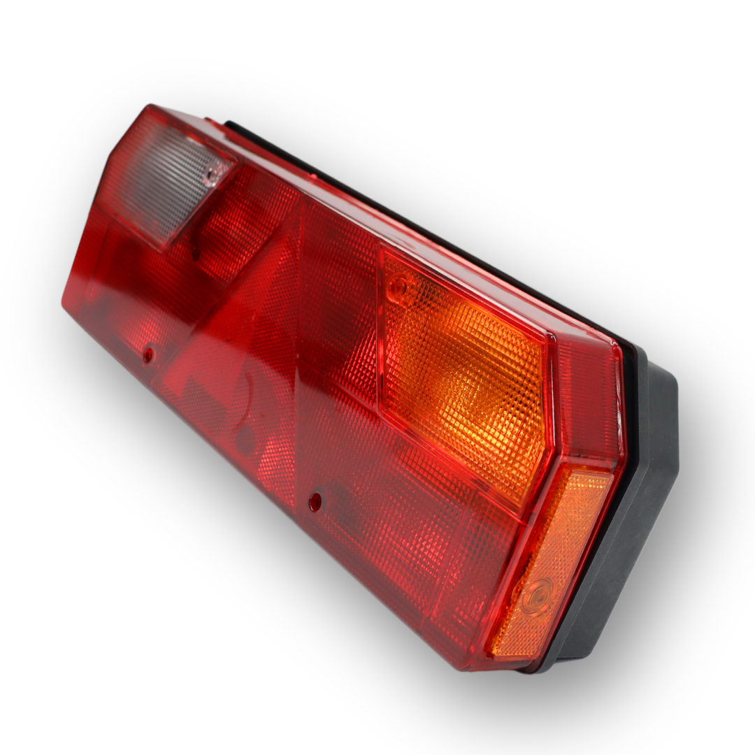 Фонарь задний MEGASTOP \правый\желтый указатель поворота\разъем AMP