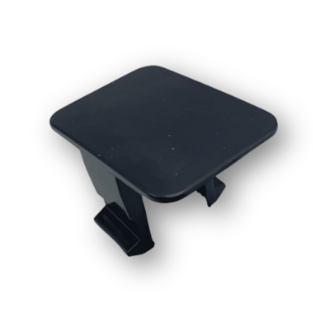 Заглушка бампера MAN TGA; левая\правая (на омыватель фар) Заглушка бампера MAN TGA; левая\правая (на омыватель фар)