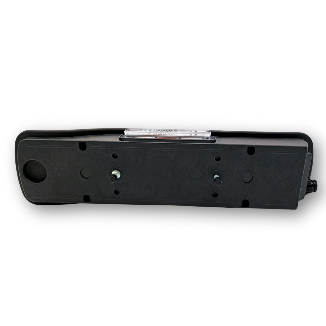 Фонарь задний VOLVO FH 2006 ---> с боковым разъемом "AMP" \левый\