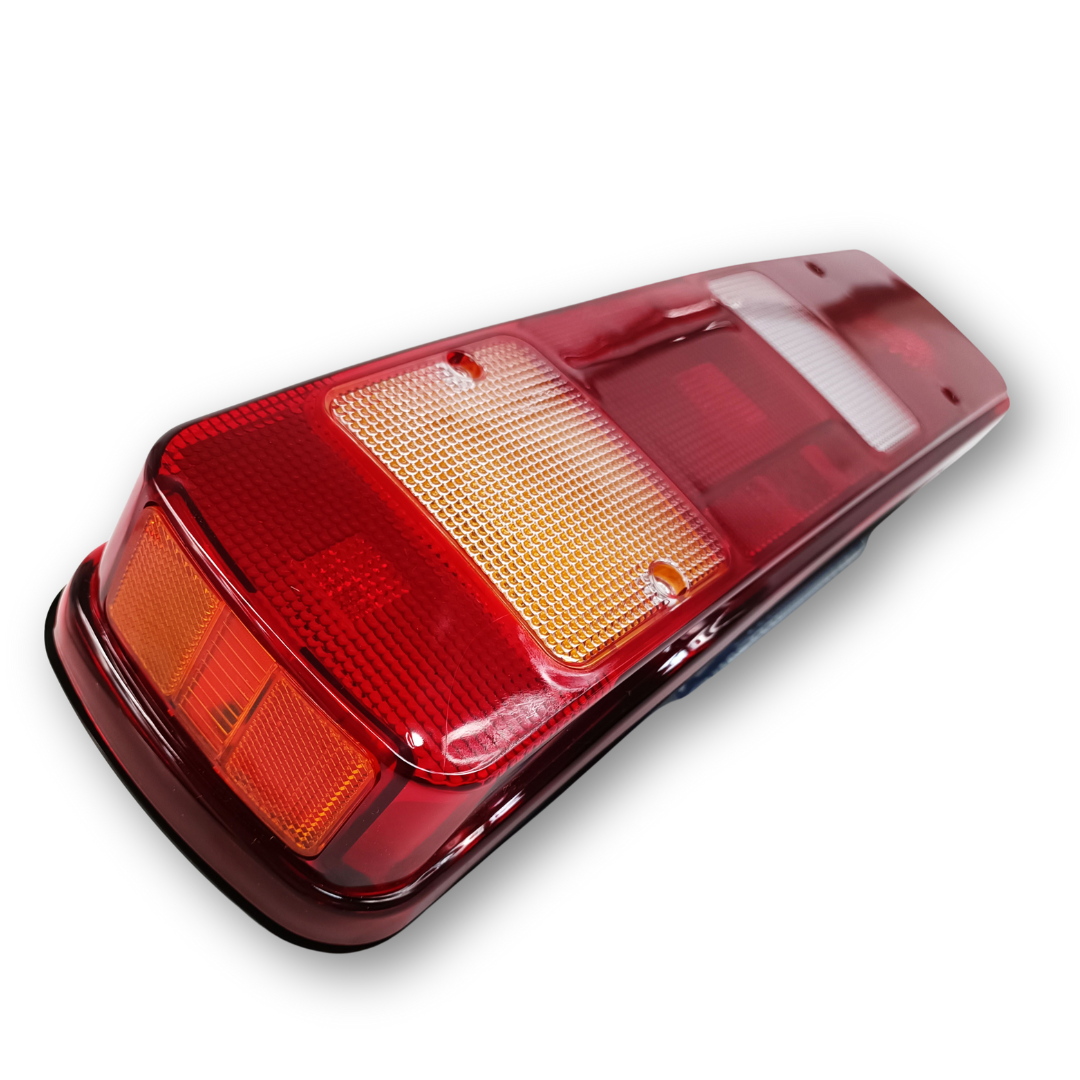 Фонарь задний VOLVO FH 2006 ---> с боковым разъемом "AMP" \левый\