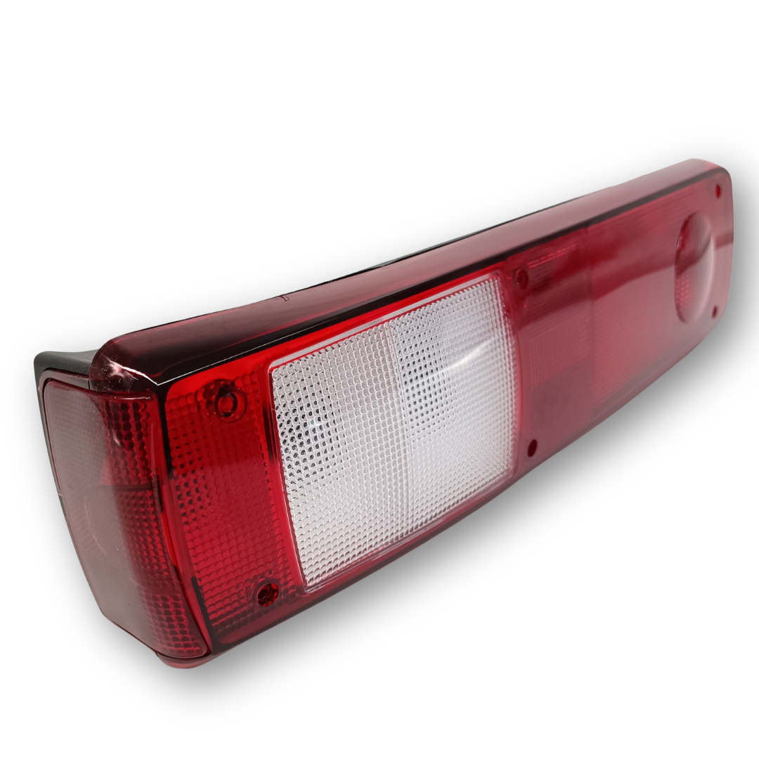 Фонарь задний RENAULT PREMIUM I / II - MAGNUM - KERAX (2006→) \лев.\с боковым разъемом AMP