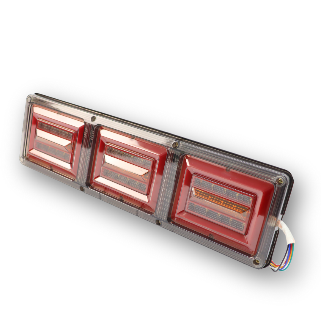 Фонарь задний LED \(1 левый+ 1 правый.)\12- 24V Фонарь задний LED \(1 левый+ 1 правый.)\12- 24V