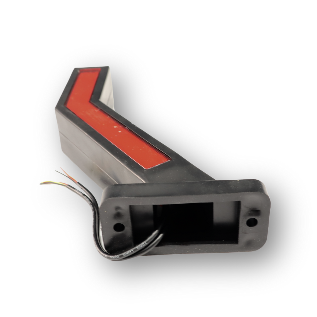 Фонарь габаритный рог (22см) трехцветный диодный динамический 12-24V