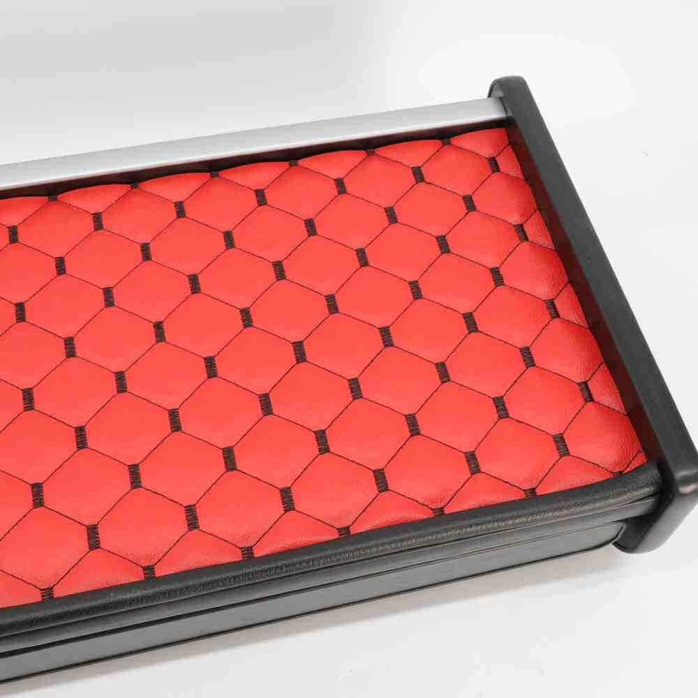 Полка кабины длинная MAN TGX красная\с вырезом под датчик полос\Euro6\ST- Экокожа стёжка\